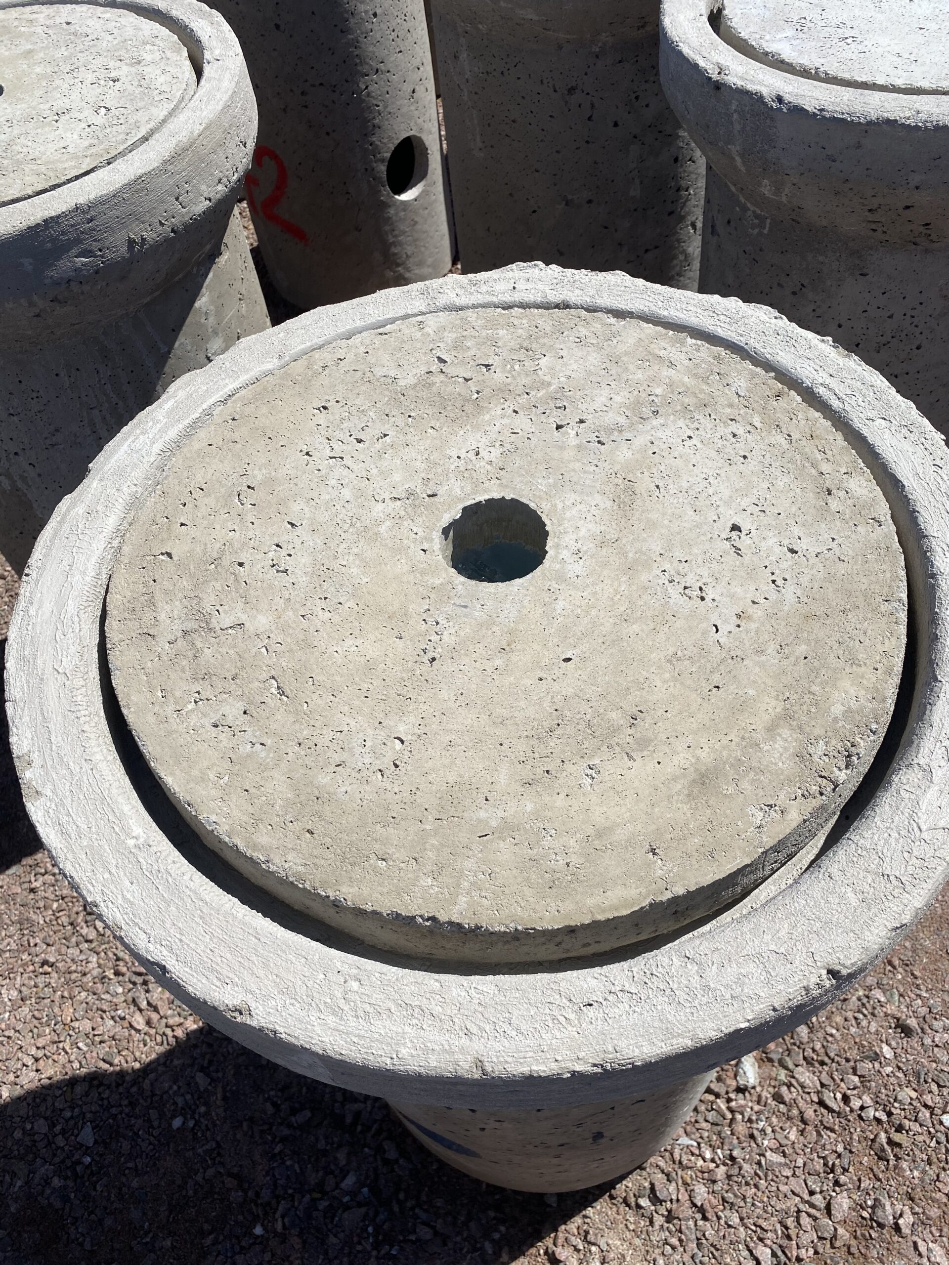 Outlet well sampling well concrete 2 inlets 1 outlet - Image 2