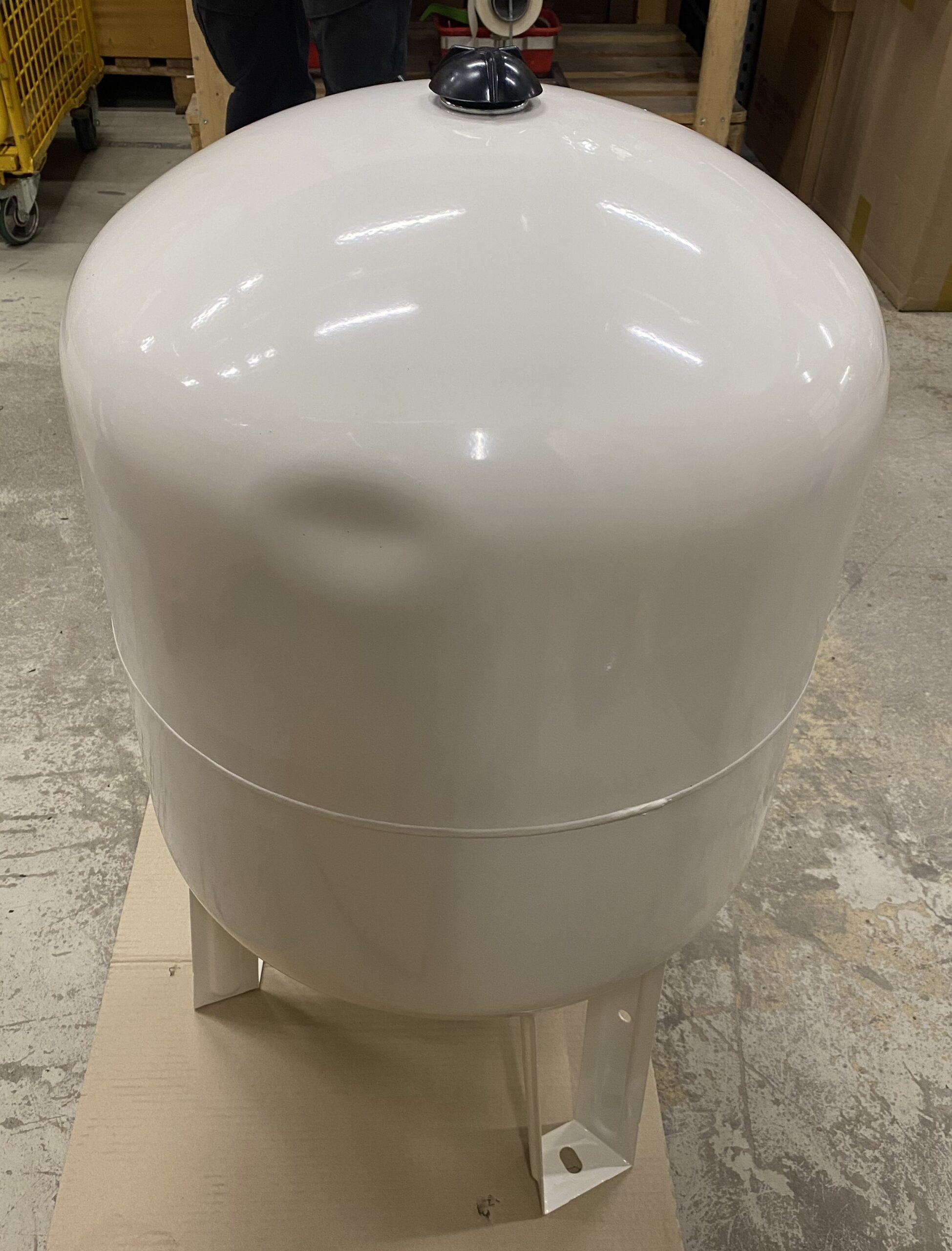 Aquasystem AVR100+ Hydropress tank 100 l UTFÖRSÄLJNING